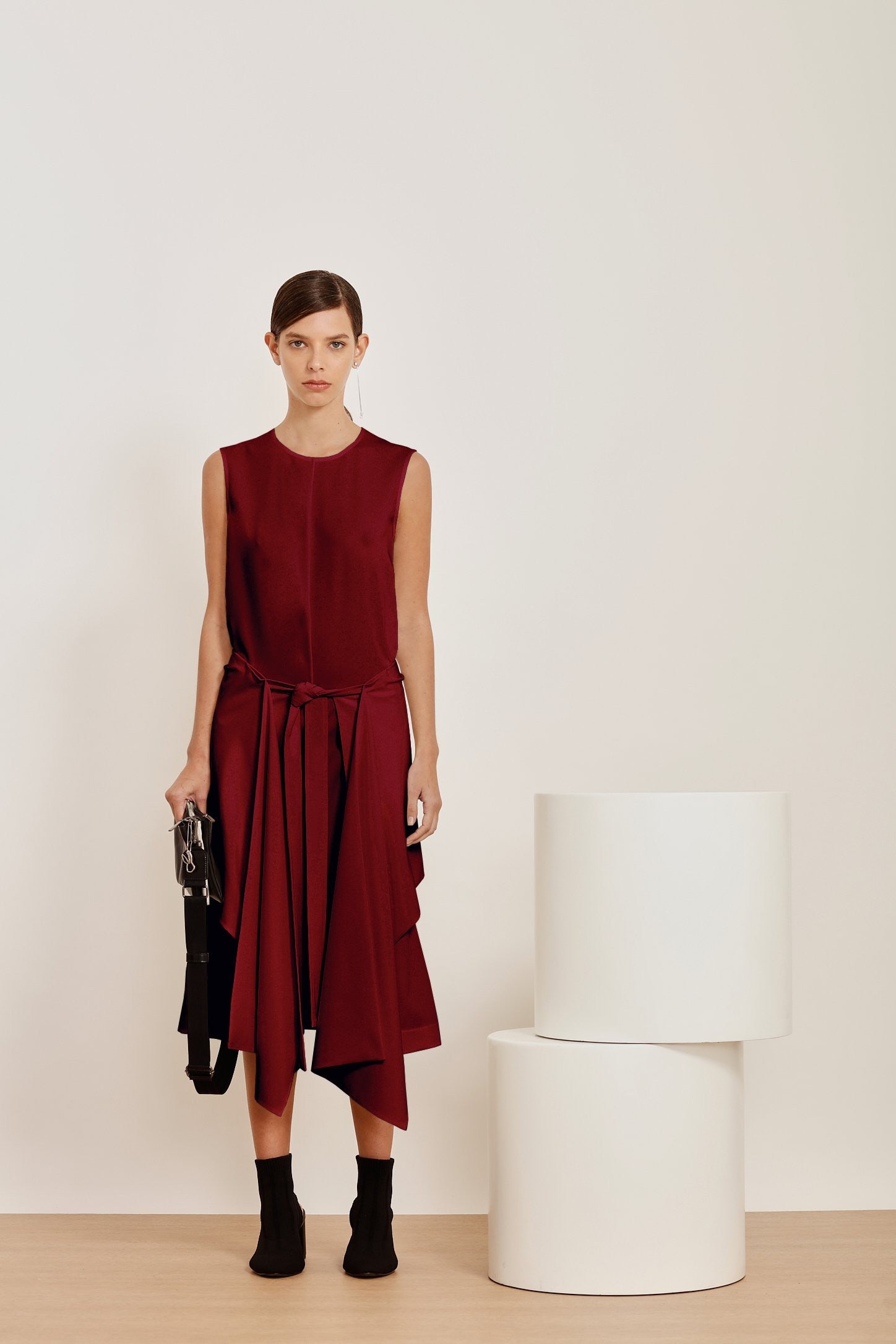 VESTIDO COM SAIA PAREÔ TK E TIMELLES