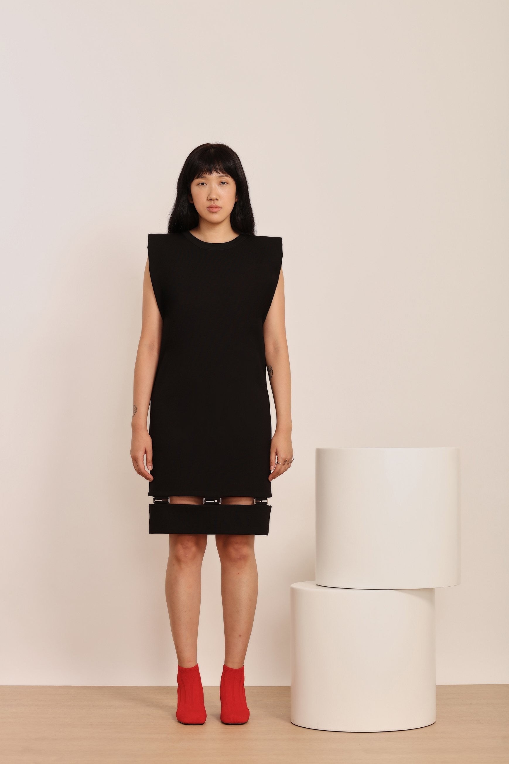 VESTIDO BARRA MEIA LUA MALHA