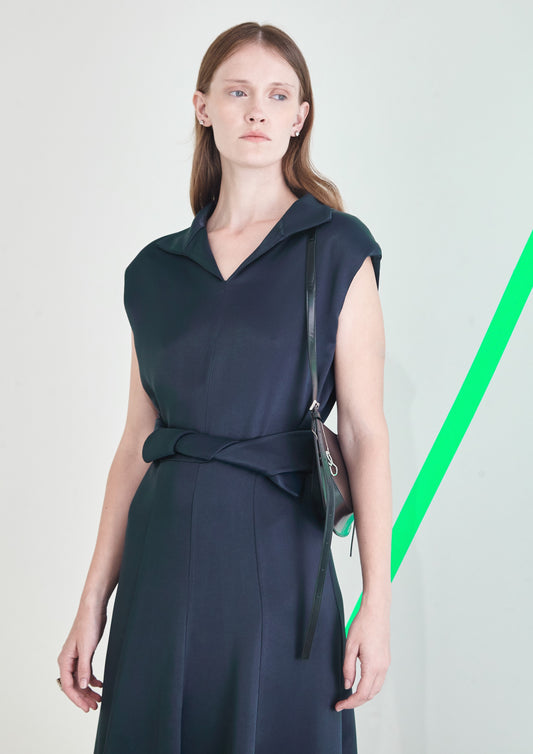 VESTIDO CURTO GODÊ DE CREPE