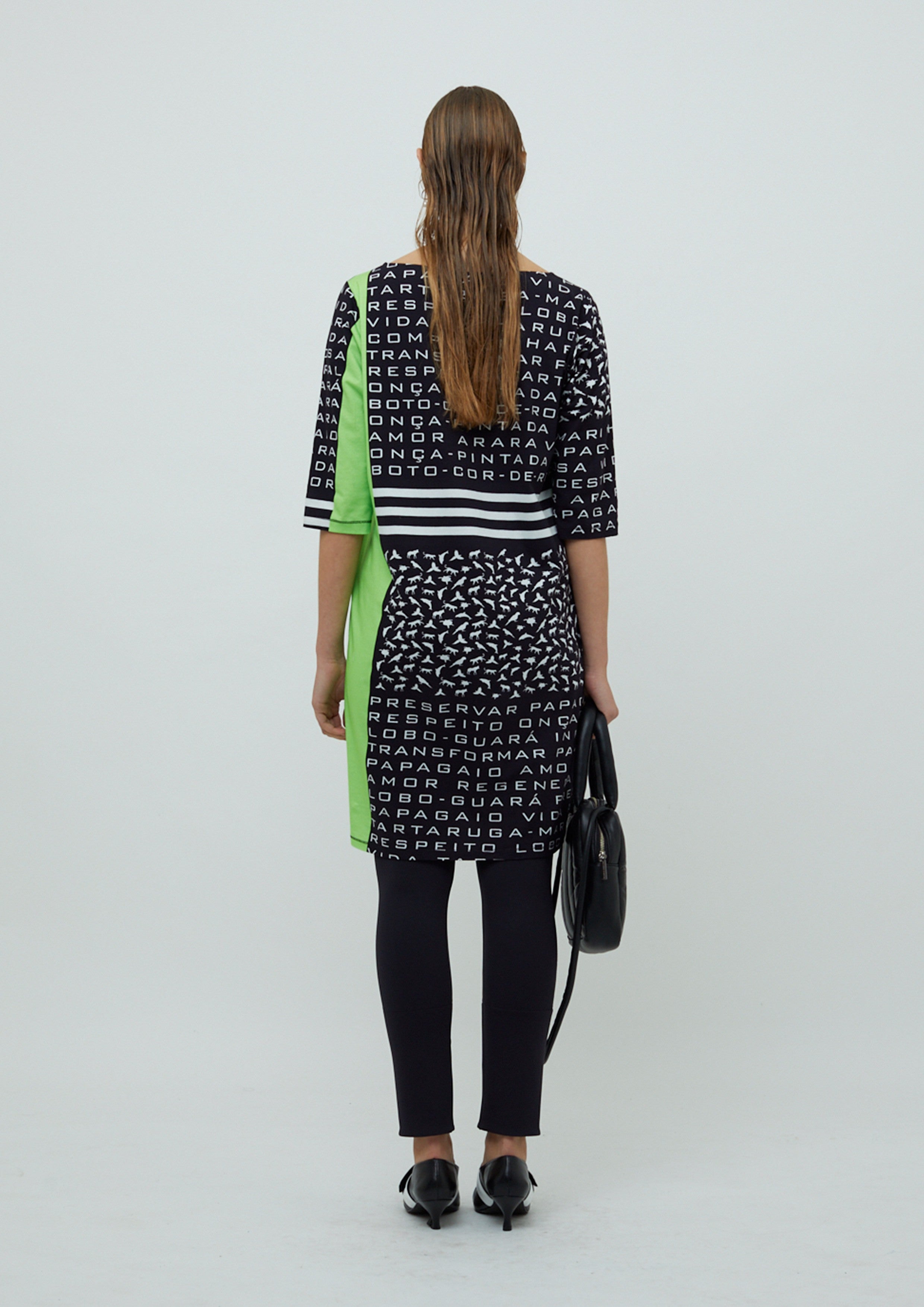 VESTIDO CAMISETA COEXISTIR