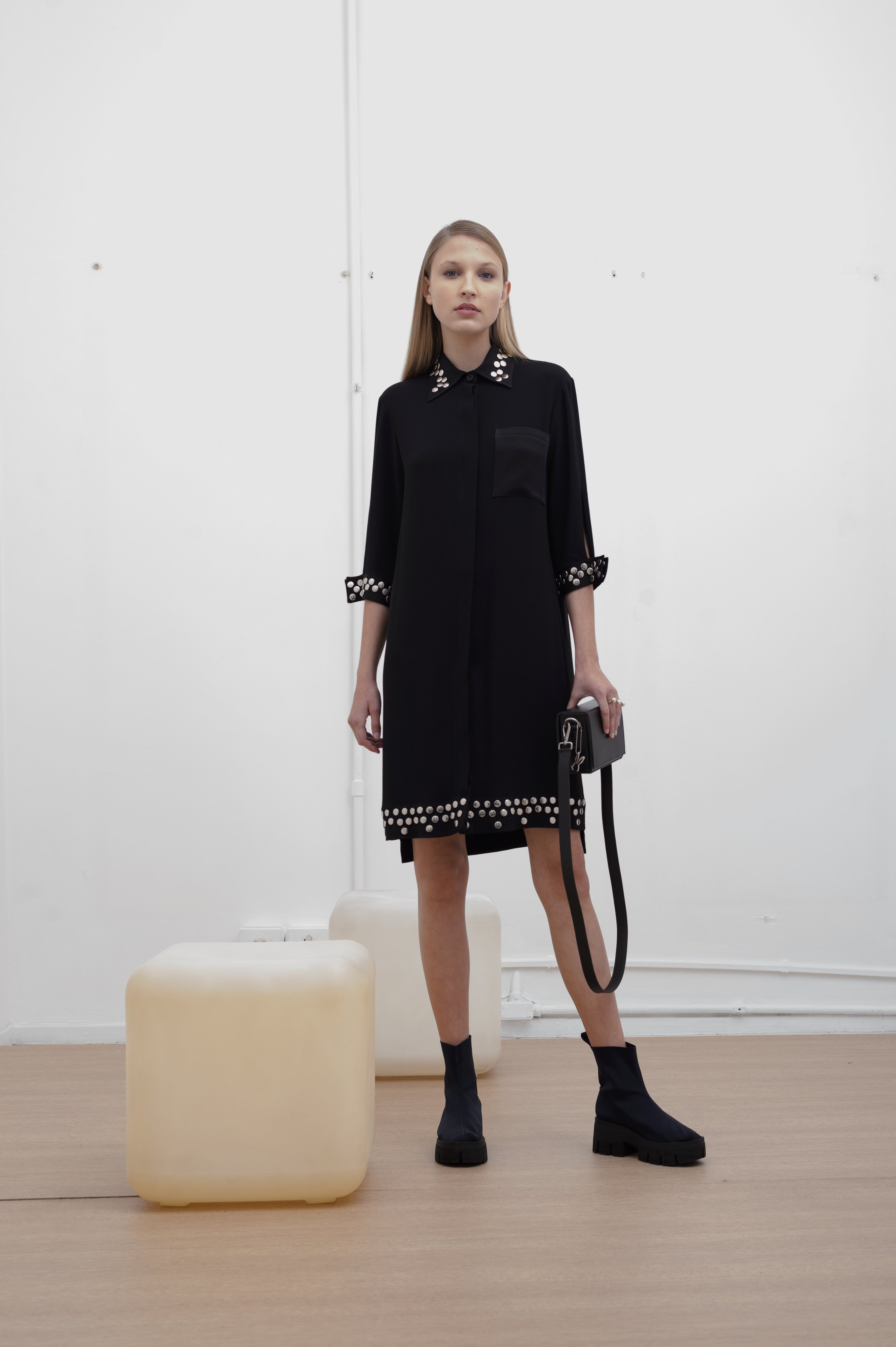 VESTIDO CHEMISE BORDADO CREPE