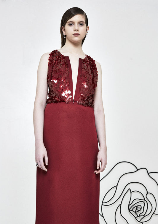 VESTIDO LONGO DE CREPE COM PAETÊ