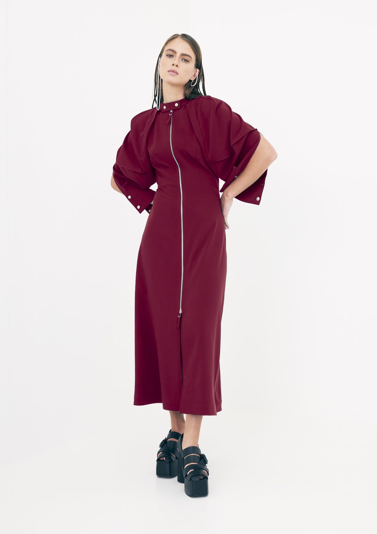VESTIDO MANGA AMPLA DE GABARDINE