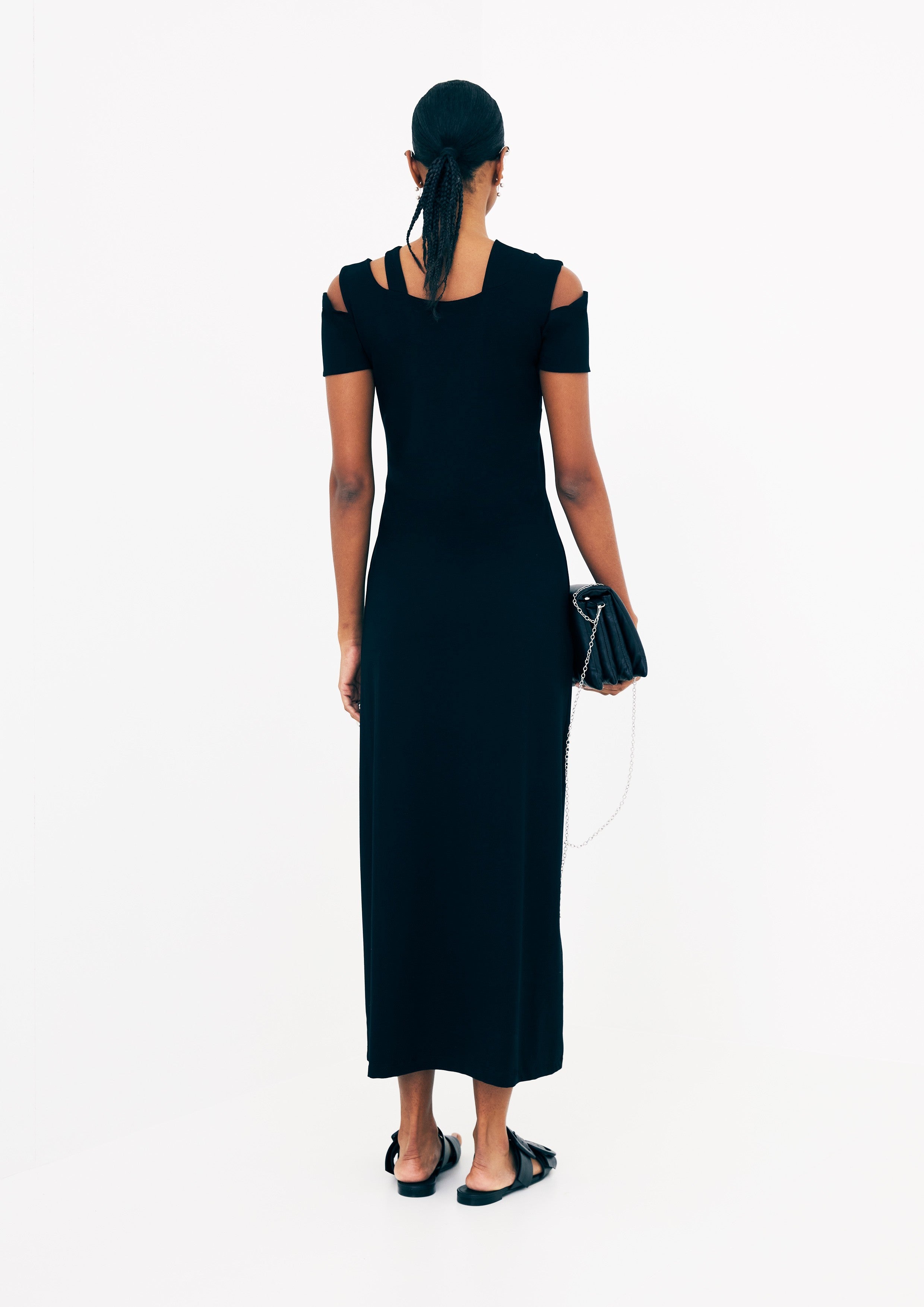 VESTIDO LONGO DECOTE ASSIMÉTRICO