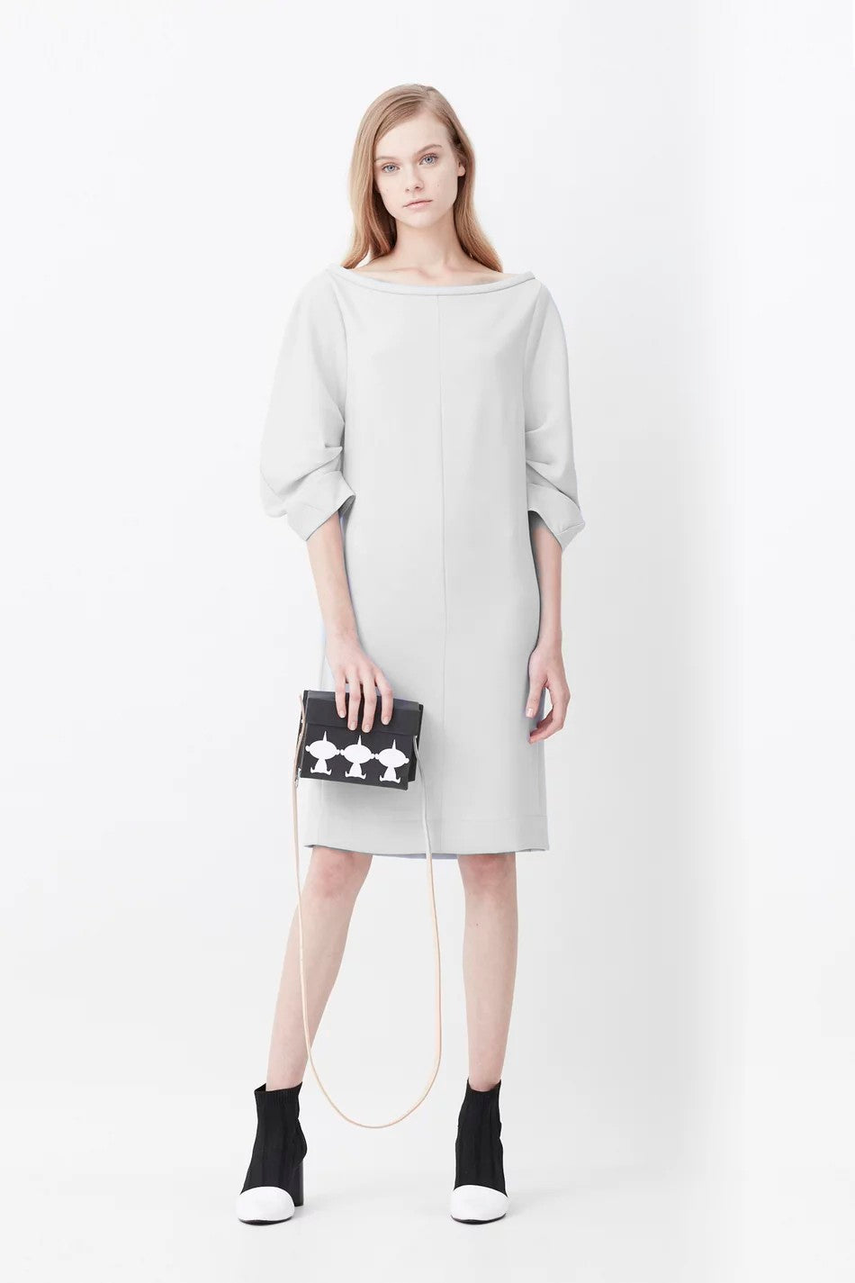 VESTIDO ALFAIATARIA OMBRO A OMBRO