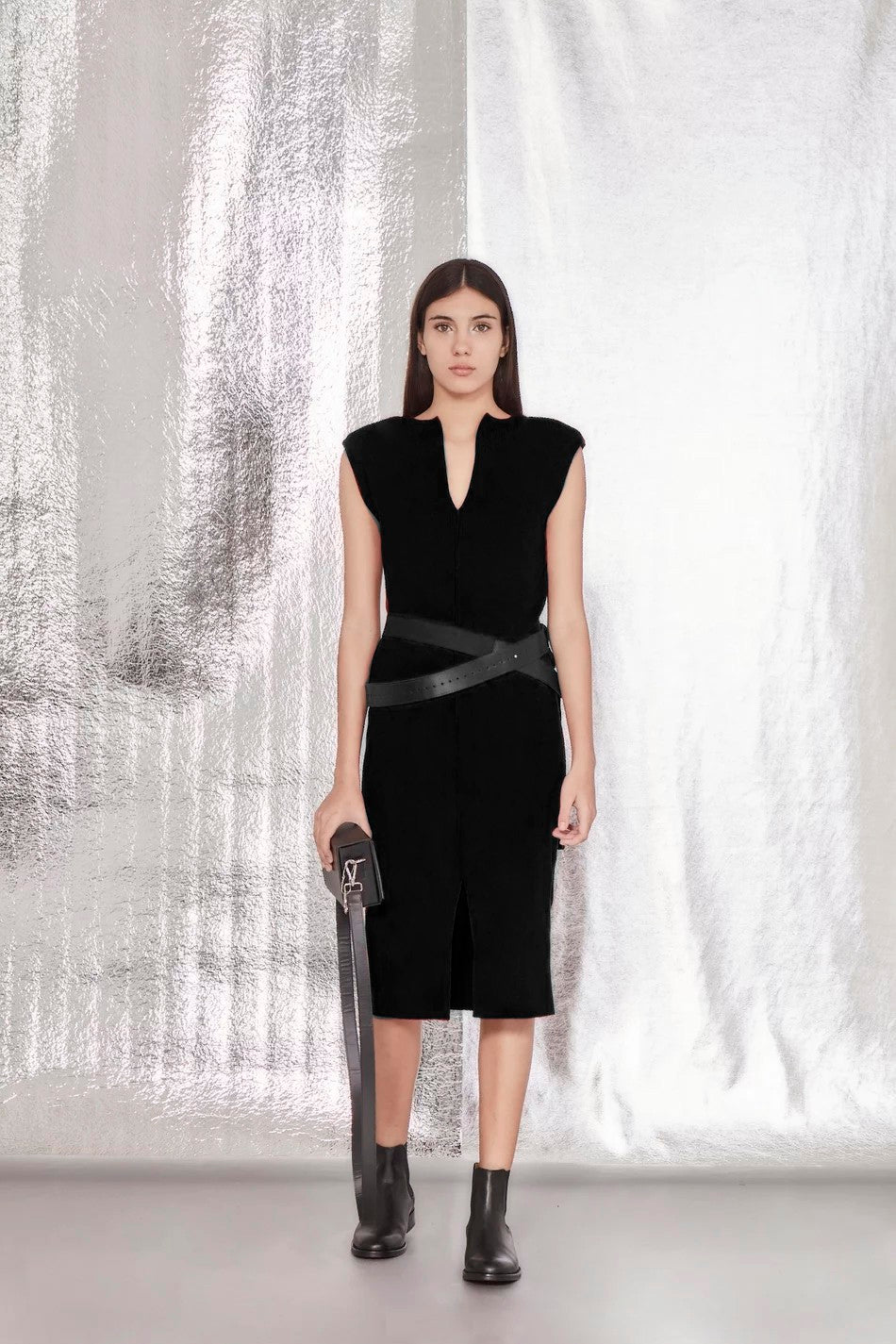 VESTIDO DECOTE V TRICOT