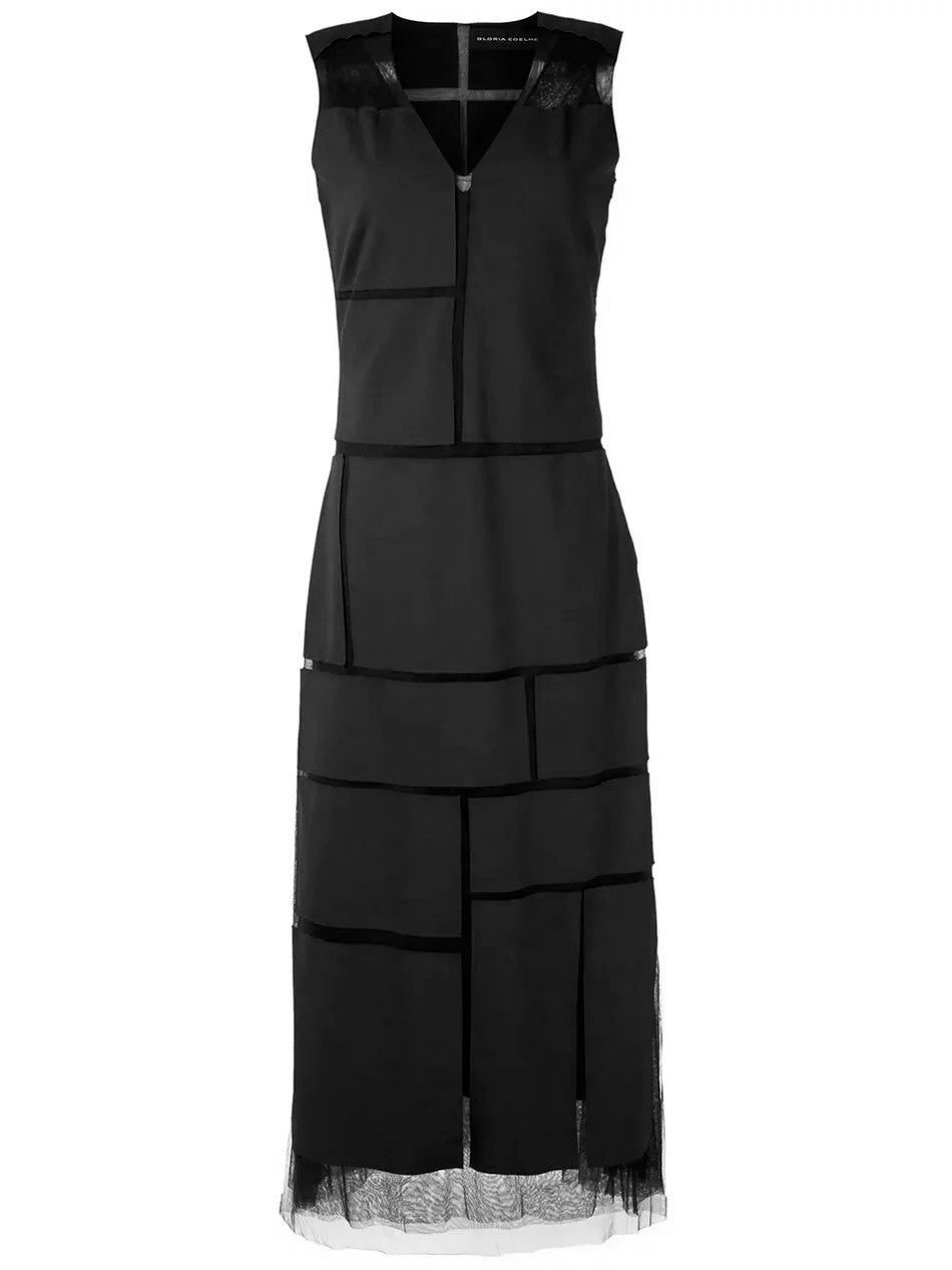 VESTIDO DE TULE COM APLICAÇÕES DE QUADRADOS