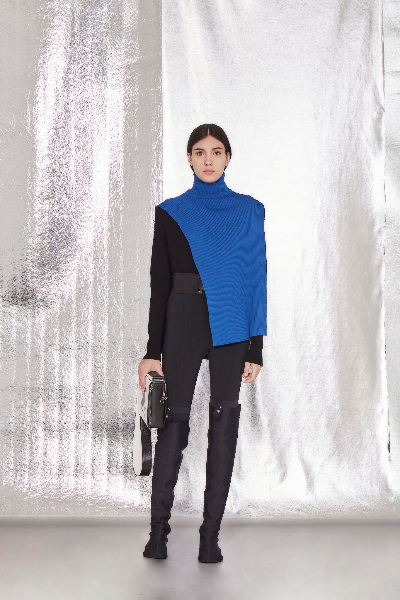 CORTA VENTO OVERSIZED TRICOT