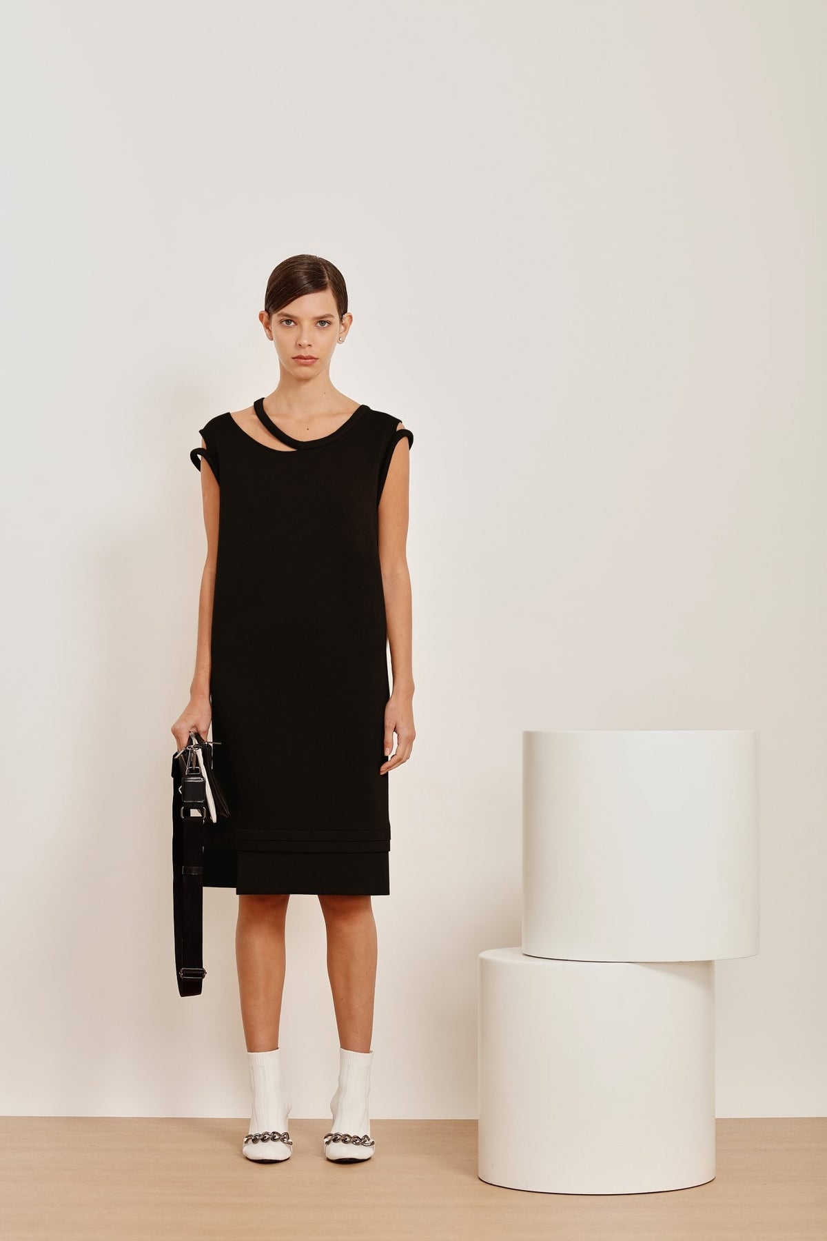 VESTIDO TIRAS SOLTAS