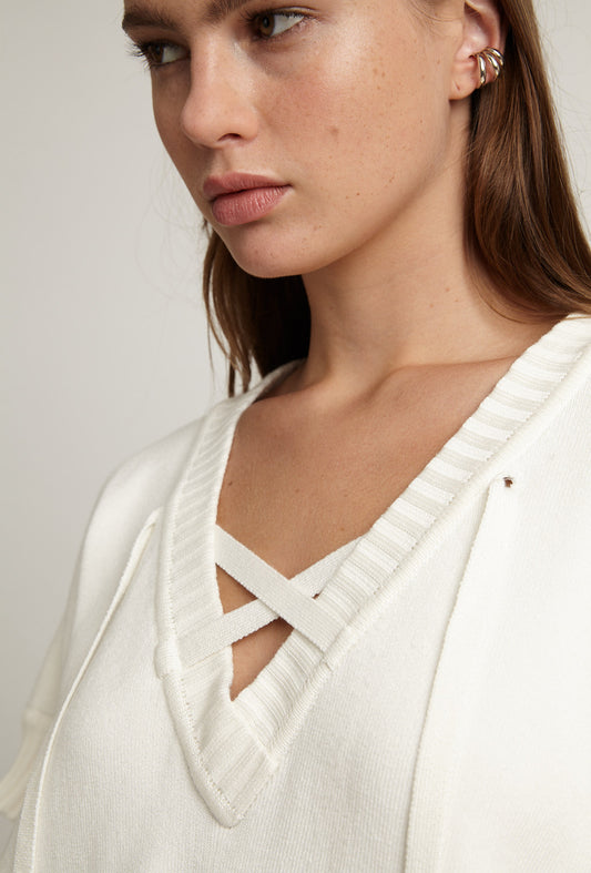 TRICOT MAX PULL COM TIRAS NO DECOTE