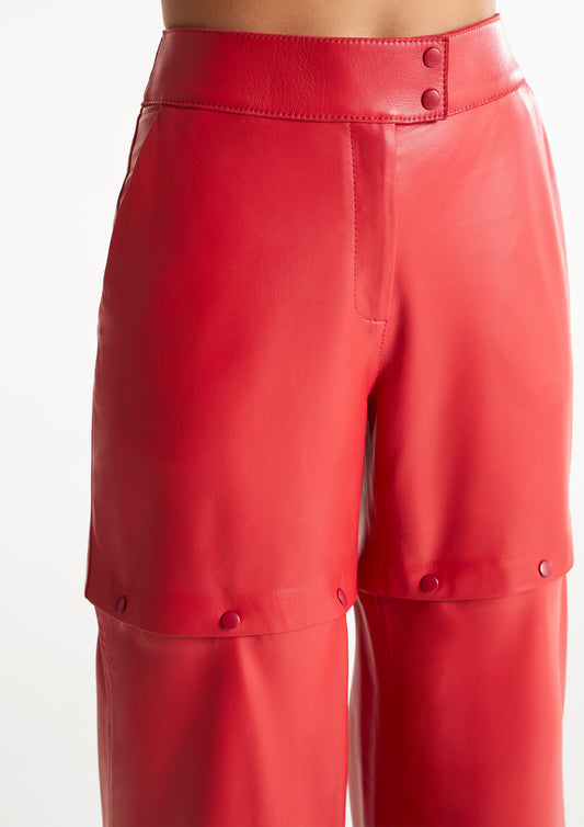 CALÇA DESTACÁVEL EM COURO