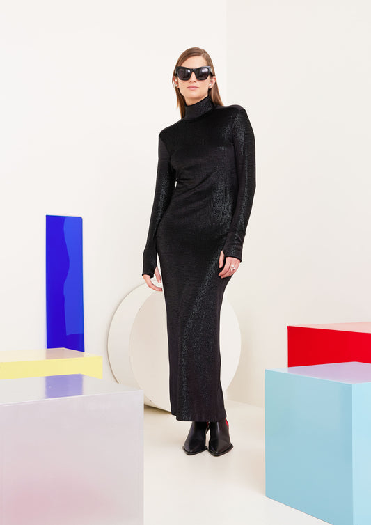 VESTIDO GOLA ROLÊ