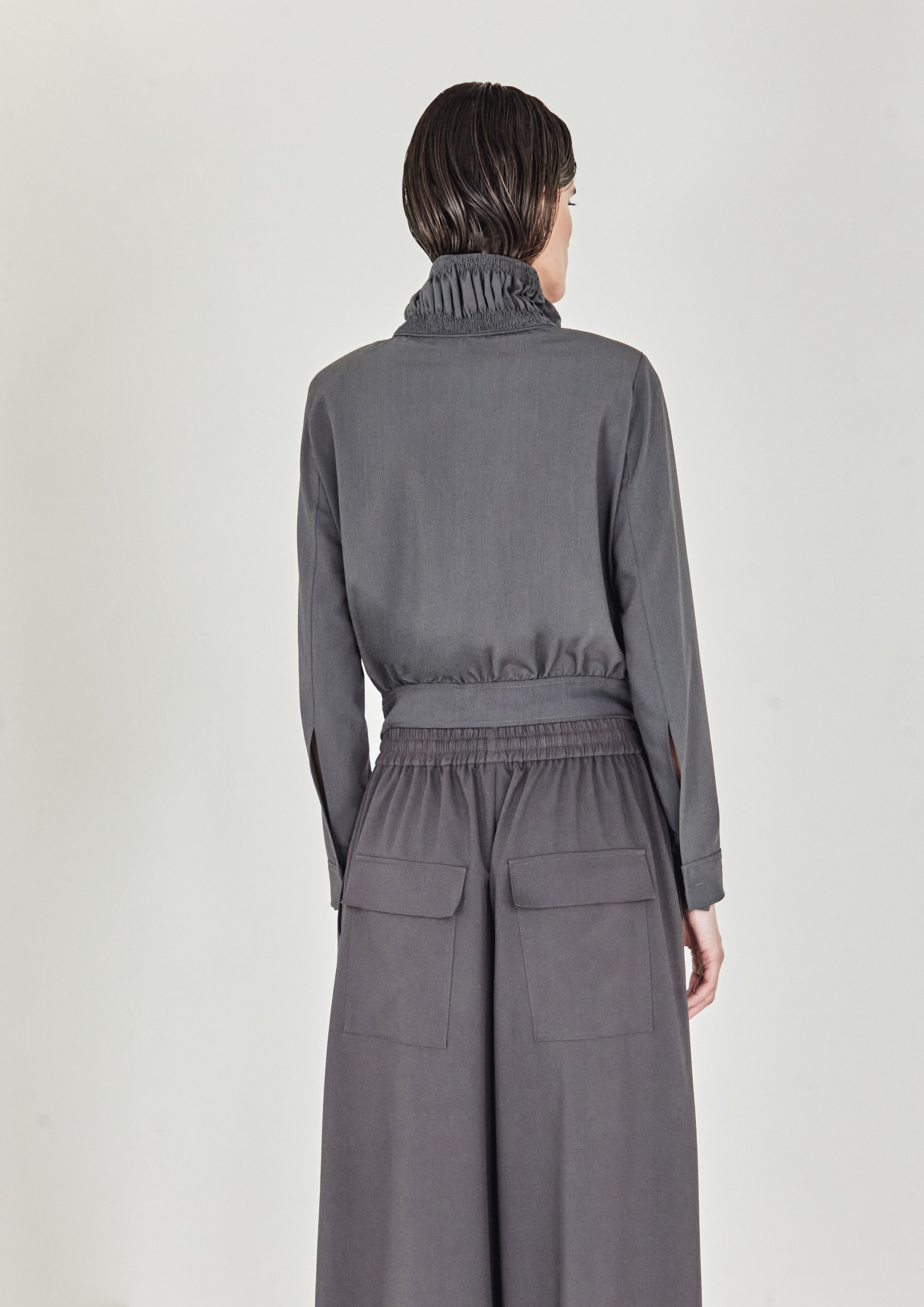 JAQUETA GOLA FRANZIDA CÁSSIA ÁVILA