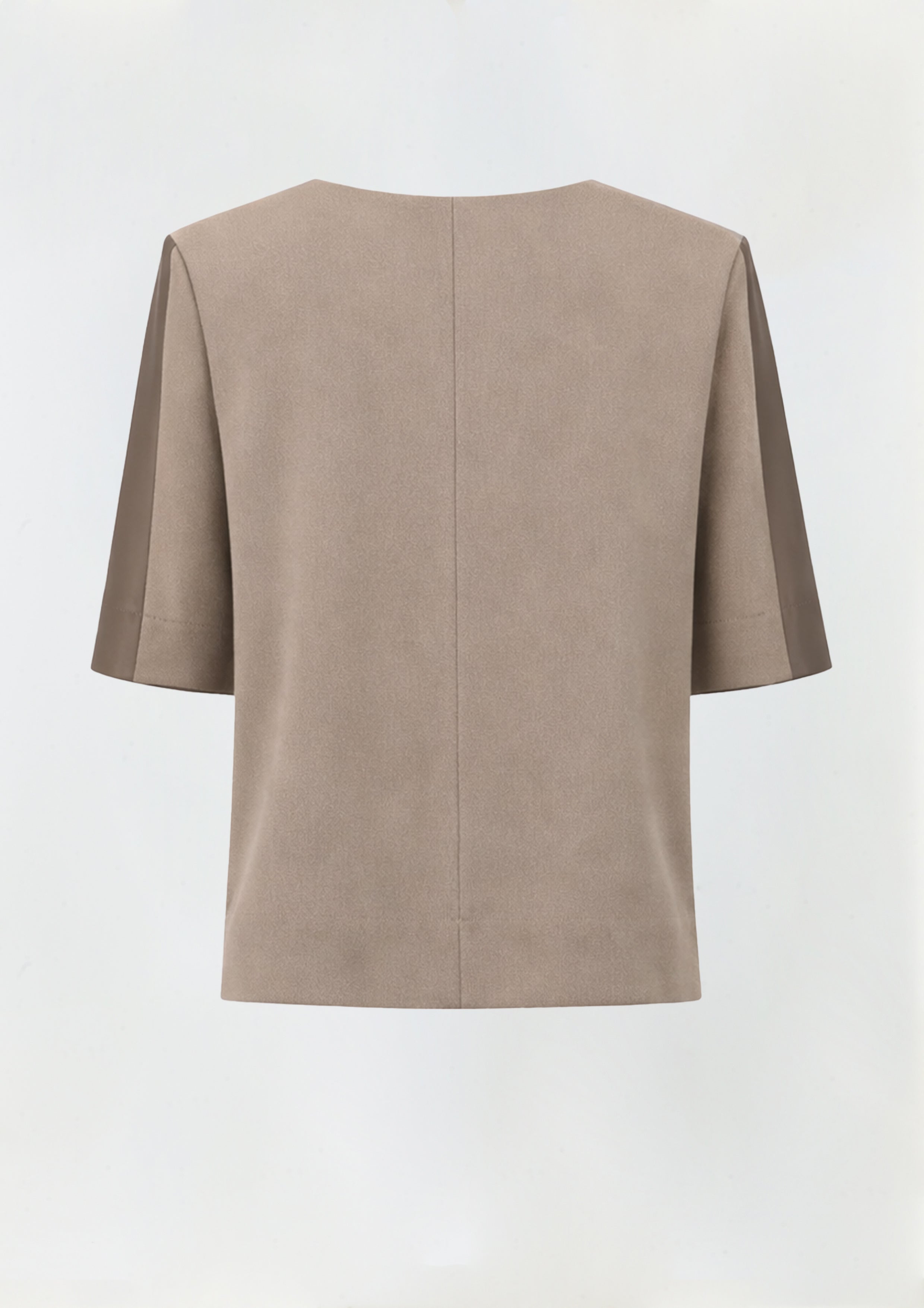 BLUSA COM RECORTE NO OMBRO