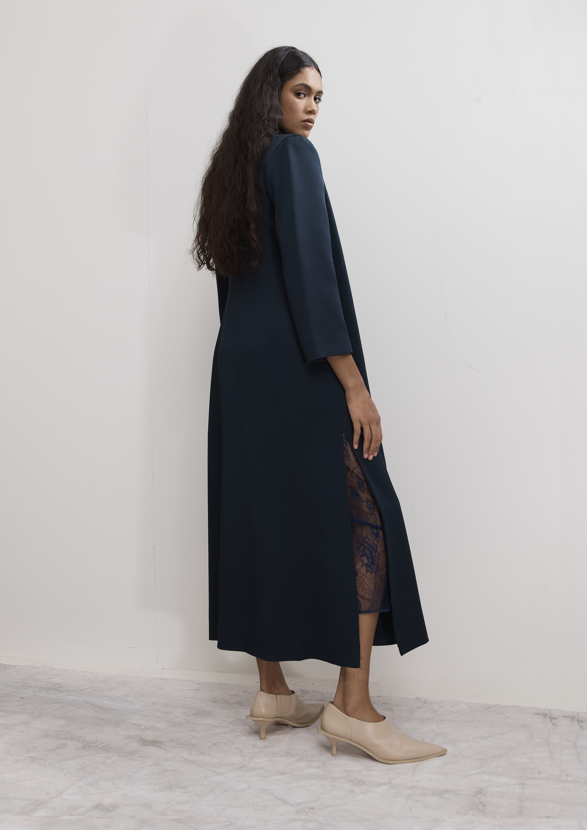 CAPA LONGA COM FENDA