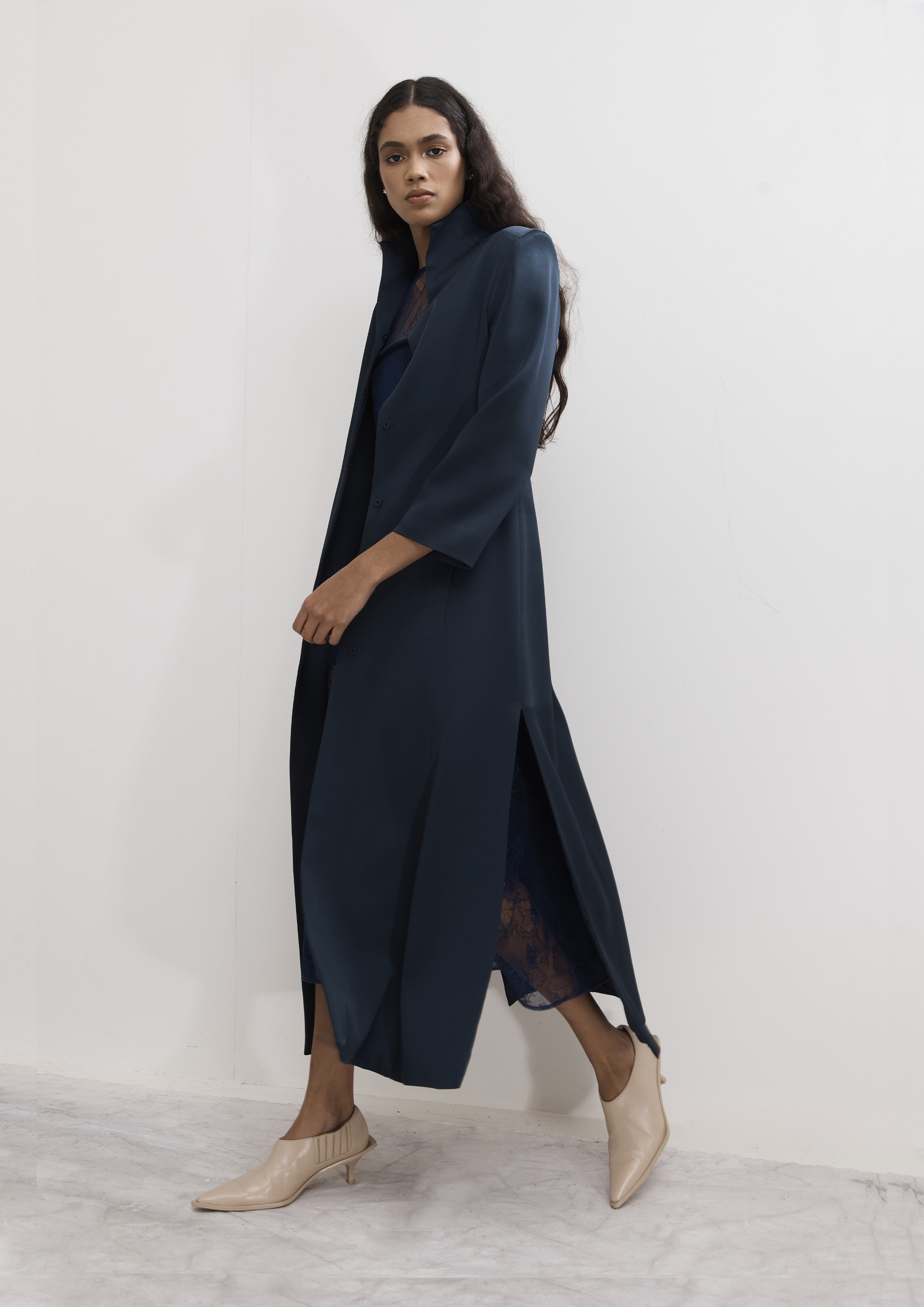 CAPA LONGA COM FENDA