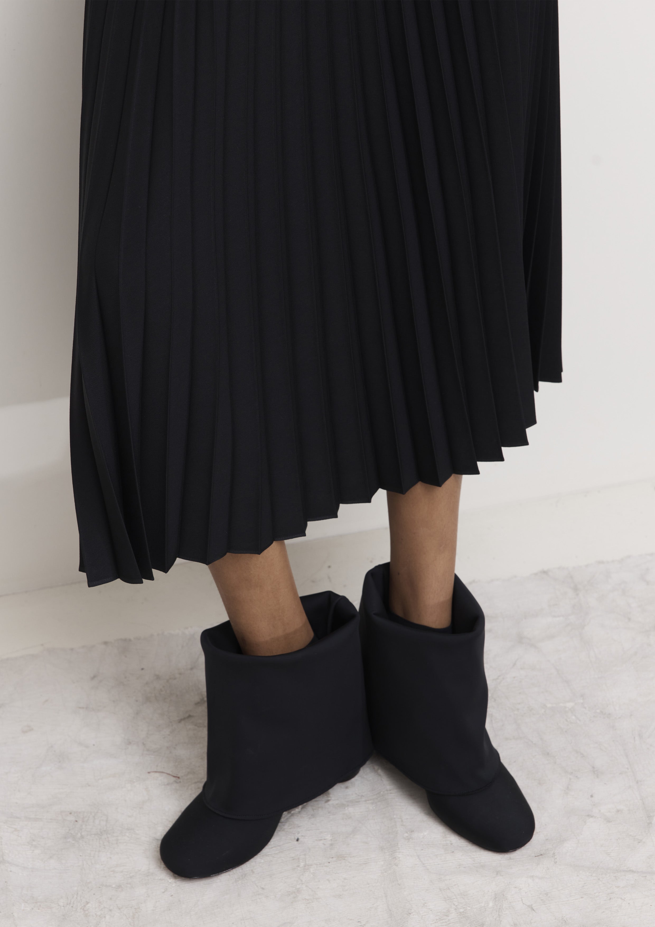 SAIA PLISSADA MIDI GABARDINE