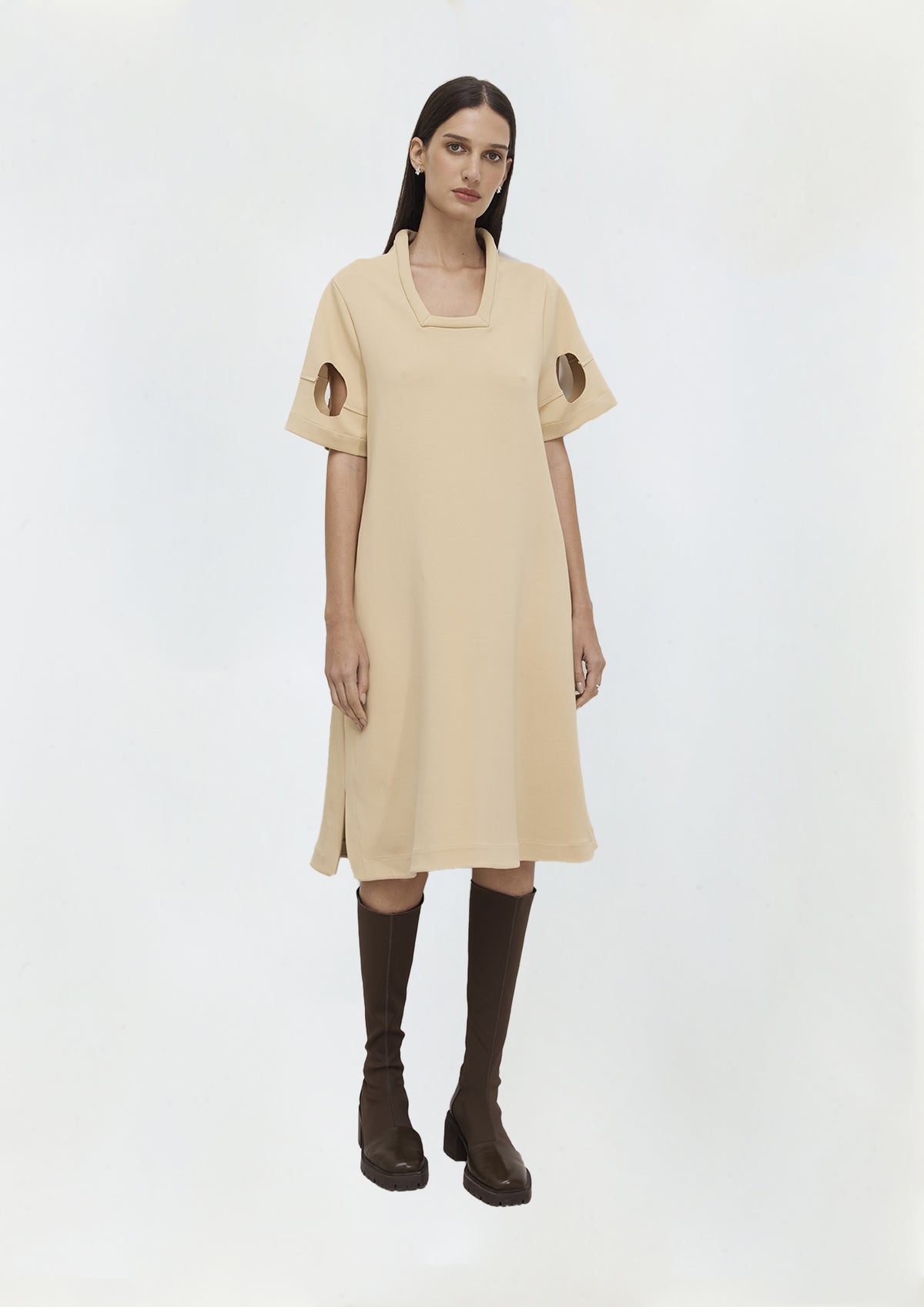 VESTIDO LINHA A COM GOLA
