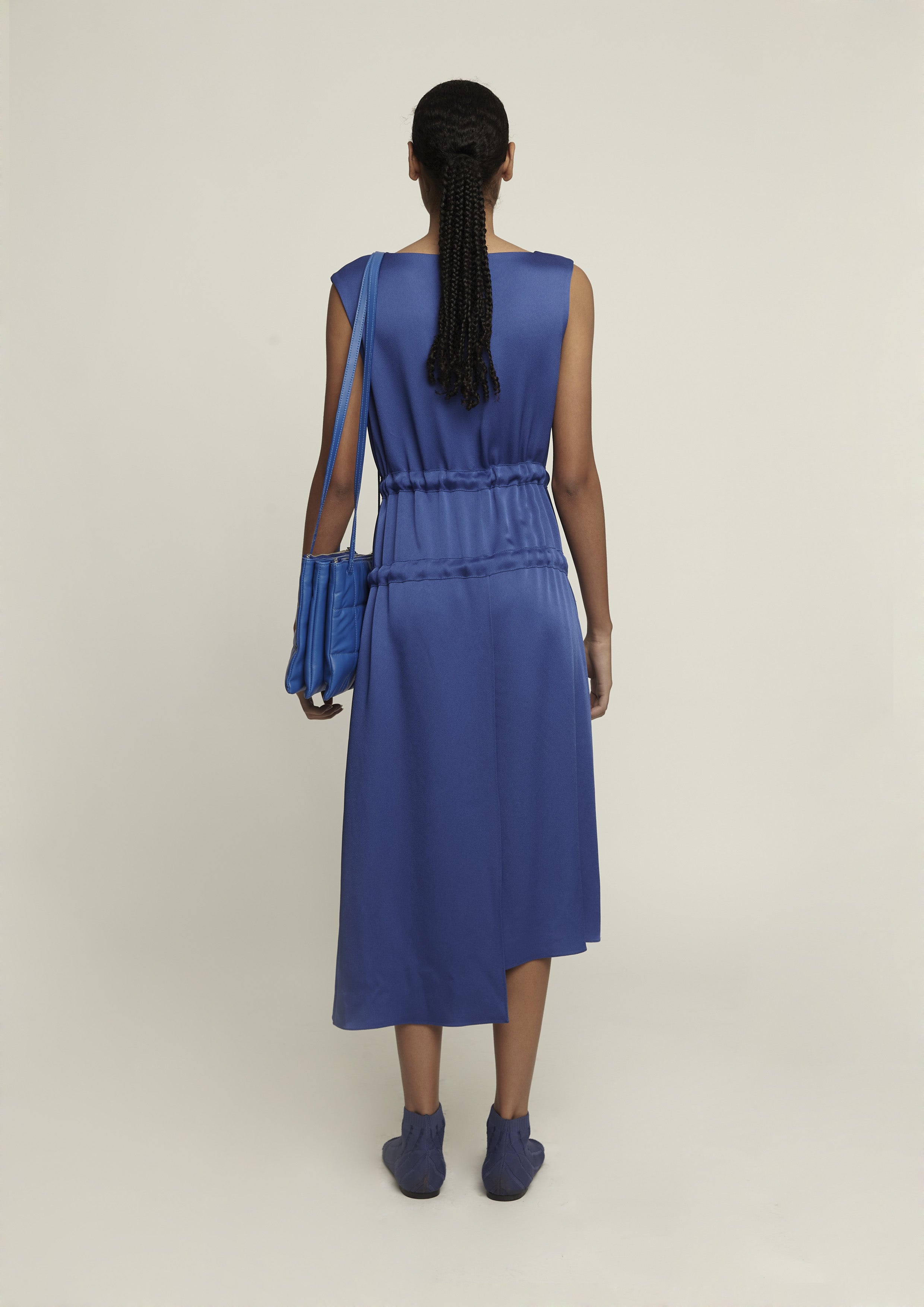 VESTIDO NEW ROMANTIC DE CREPE