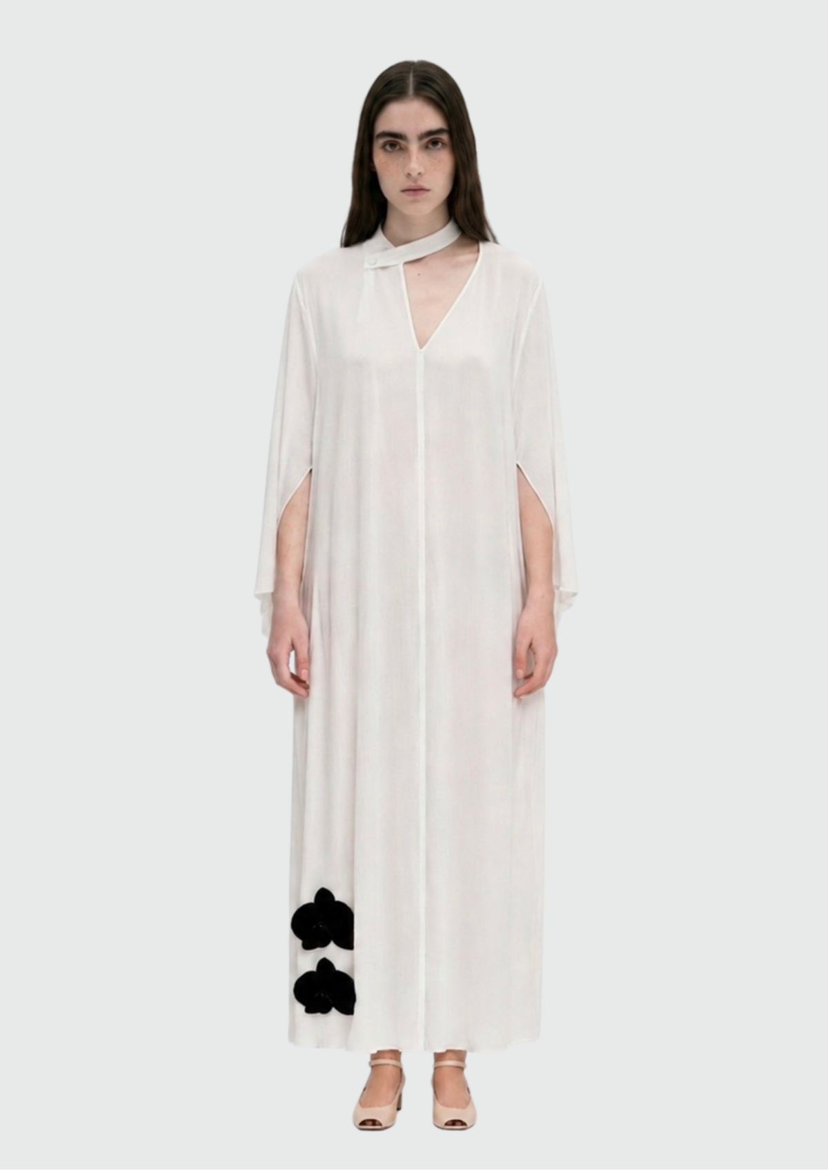 VESTIDO DECOTE ASSIMÉTRICO COM FLORES