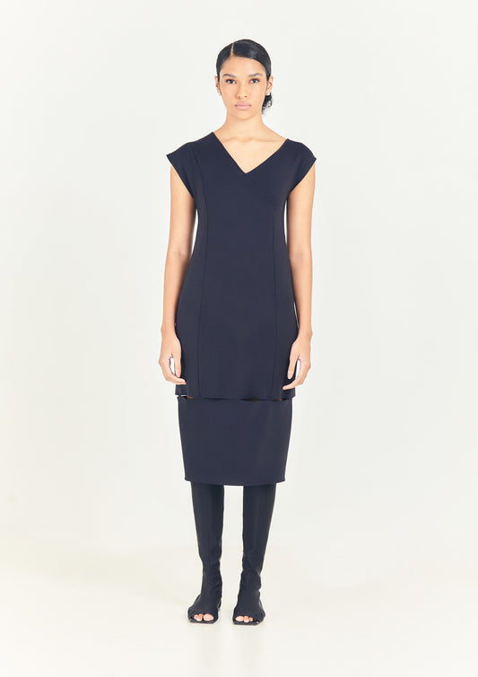 VESTIDO MALHA RECORTES BARRADO