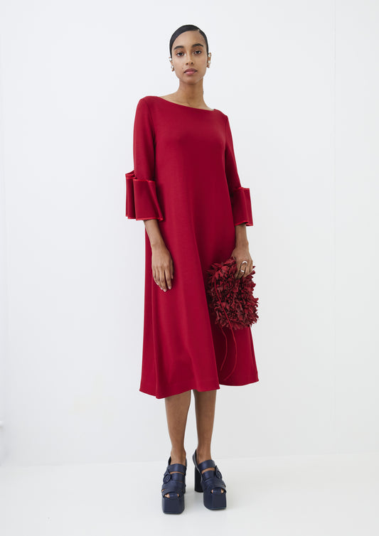 VESTIDO DETALHES NAS MANGAS