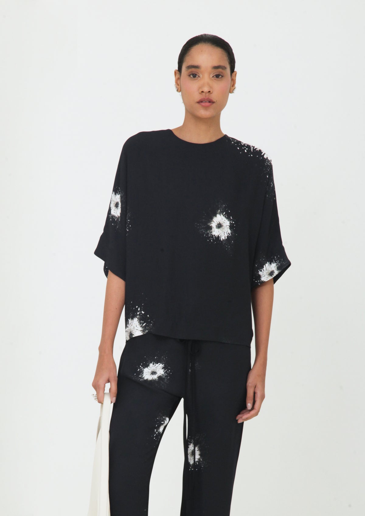 BLUSA GOLA CARECA ESTAMPADA