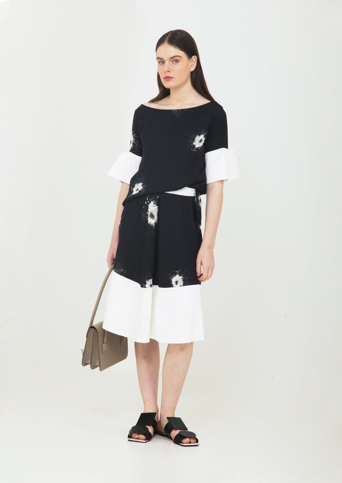 SAIA GODÊ COM BARRA