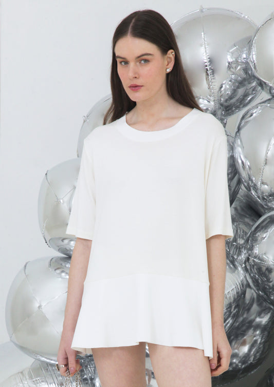 T-SHIRT COM BASQUE