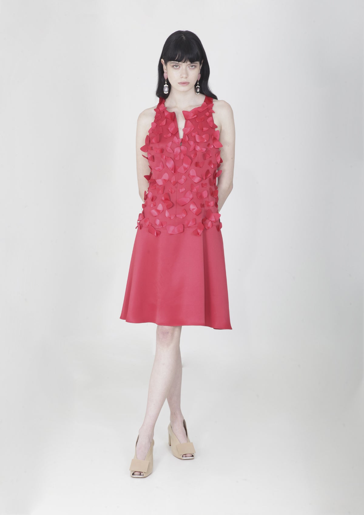 VESTIDO COQUETEL COM ZÍPER FRONTAL