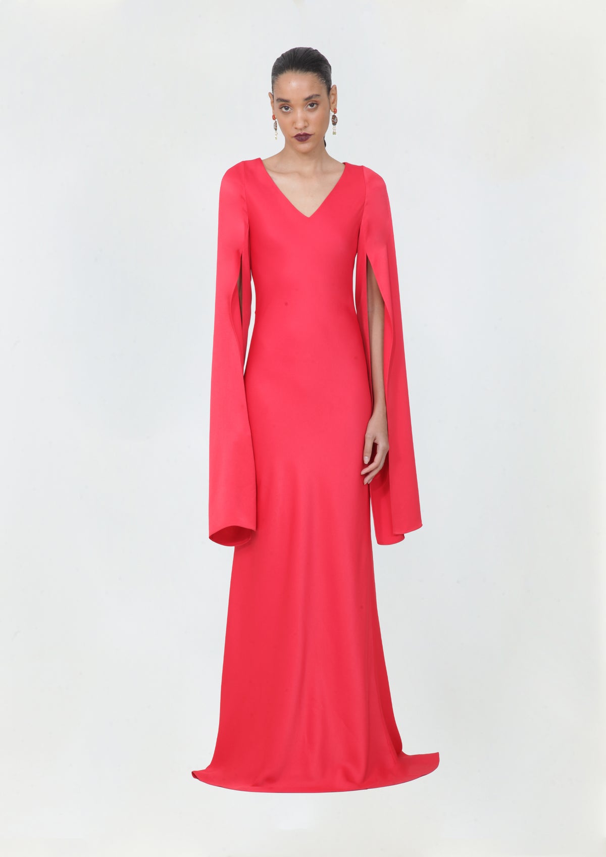 VESTIDO DECOTE V ABERTO NO VIÉS