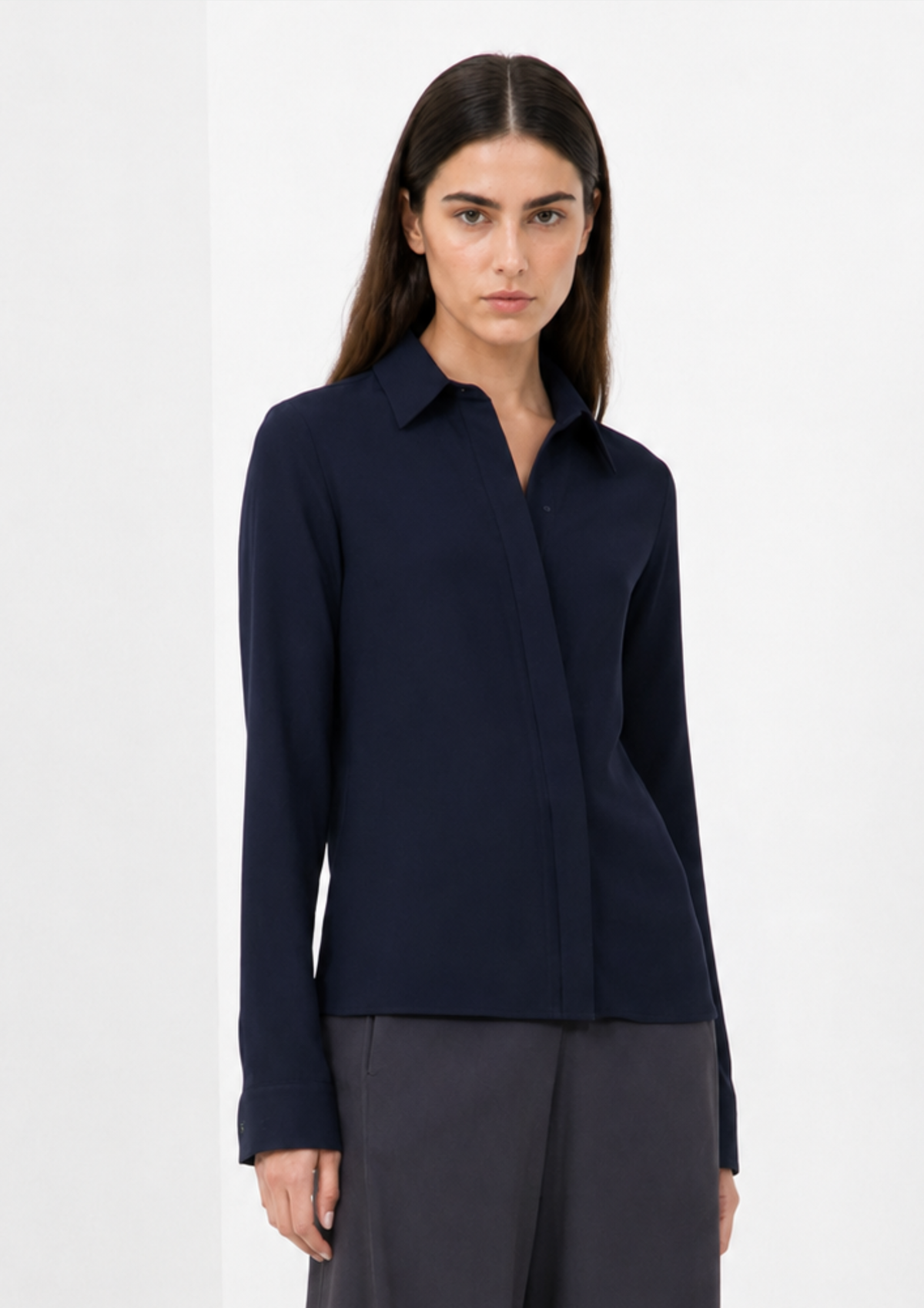 CAMISA COM VISTA DUPLA DE CREPE