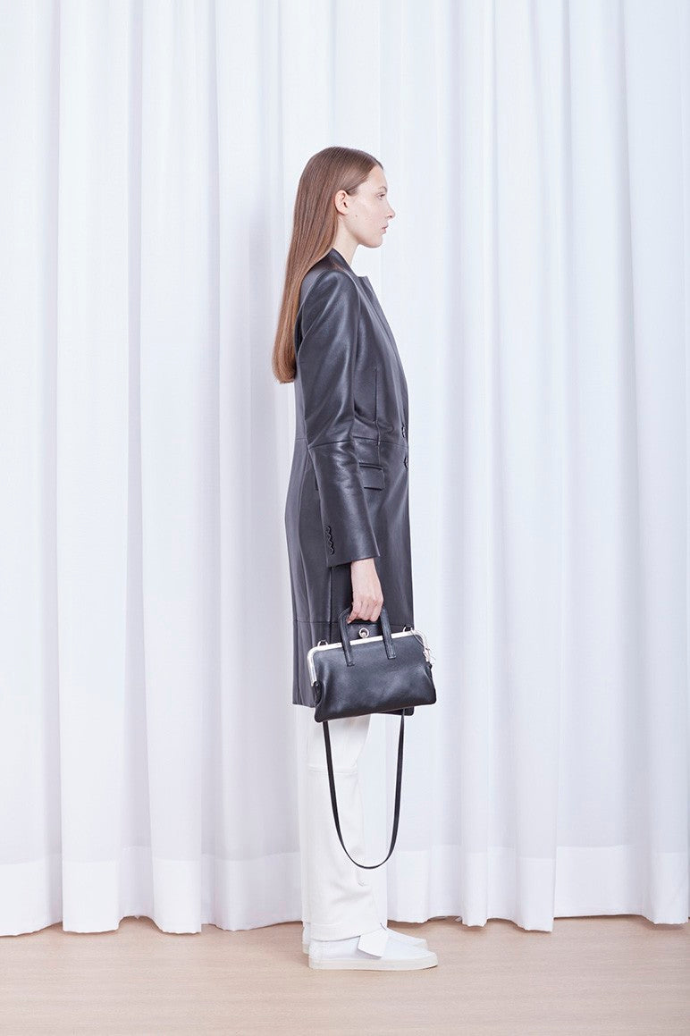 CAPA BLAZER DE COURO
