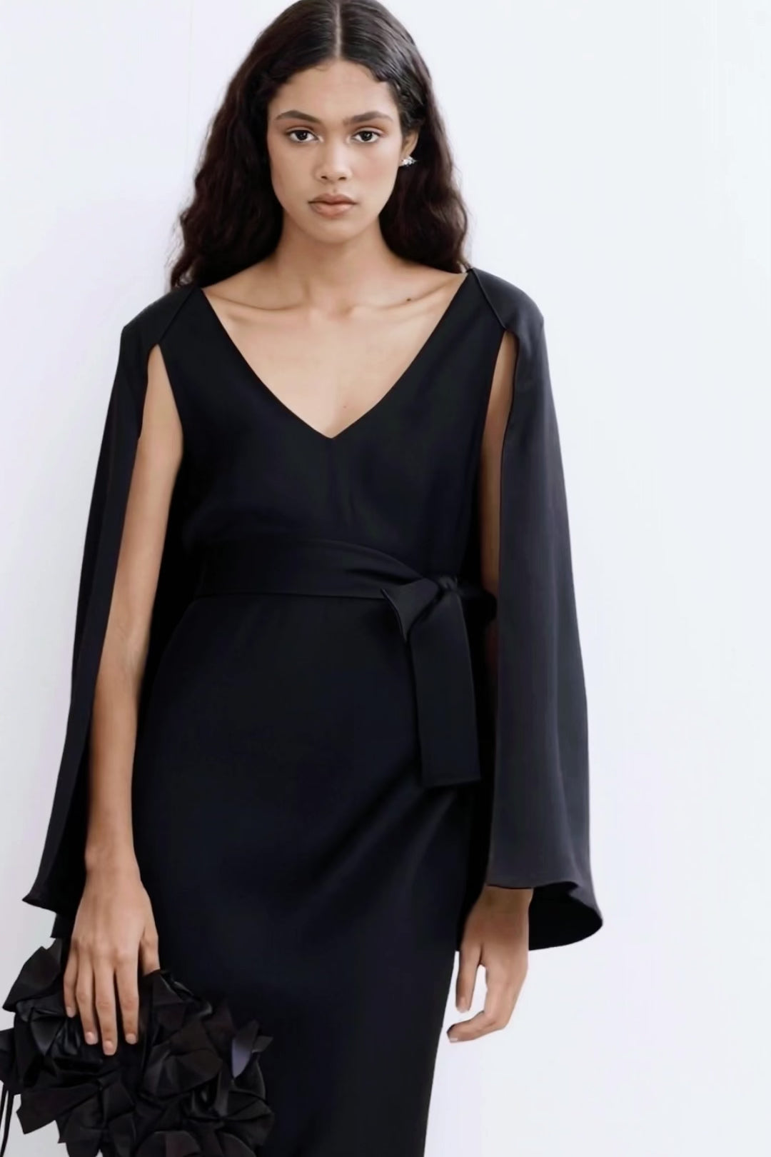 VESTIDO VIÉS COM PELERINE