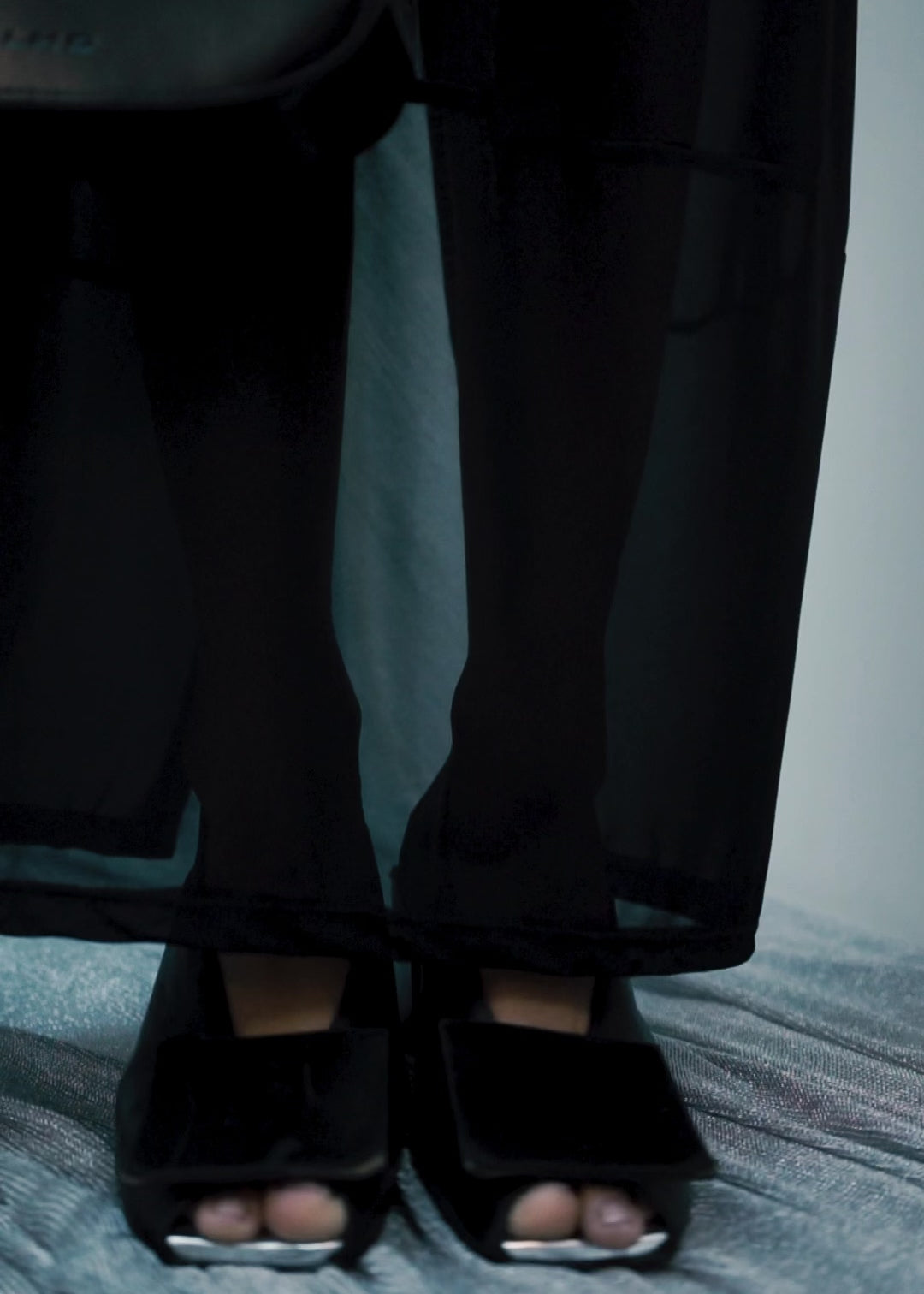 SAIA LONGA COLUNA RECORTES