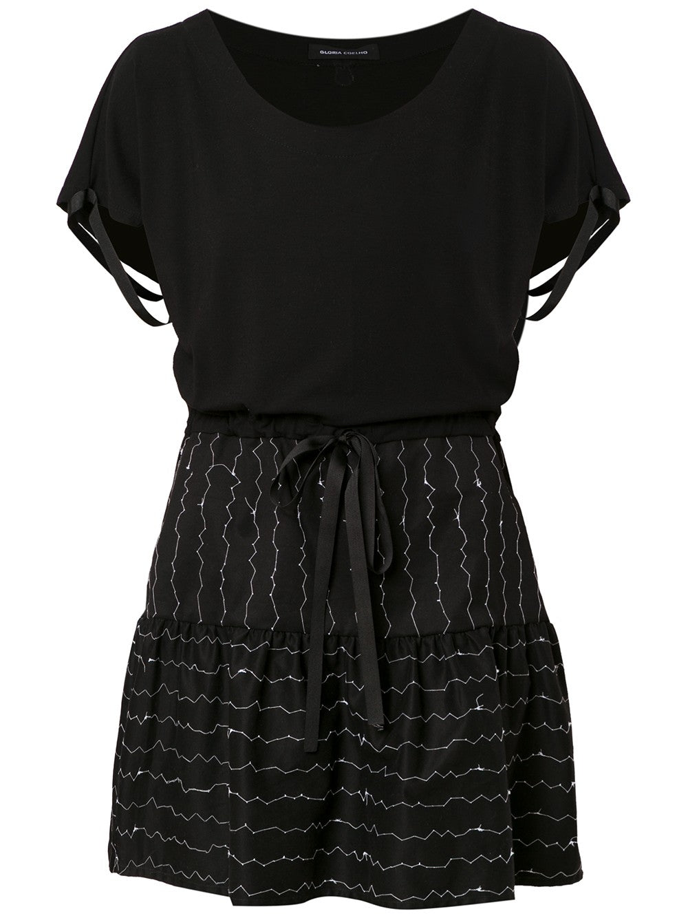 VESTIDO CURTO COM SAIA RODADA