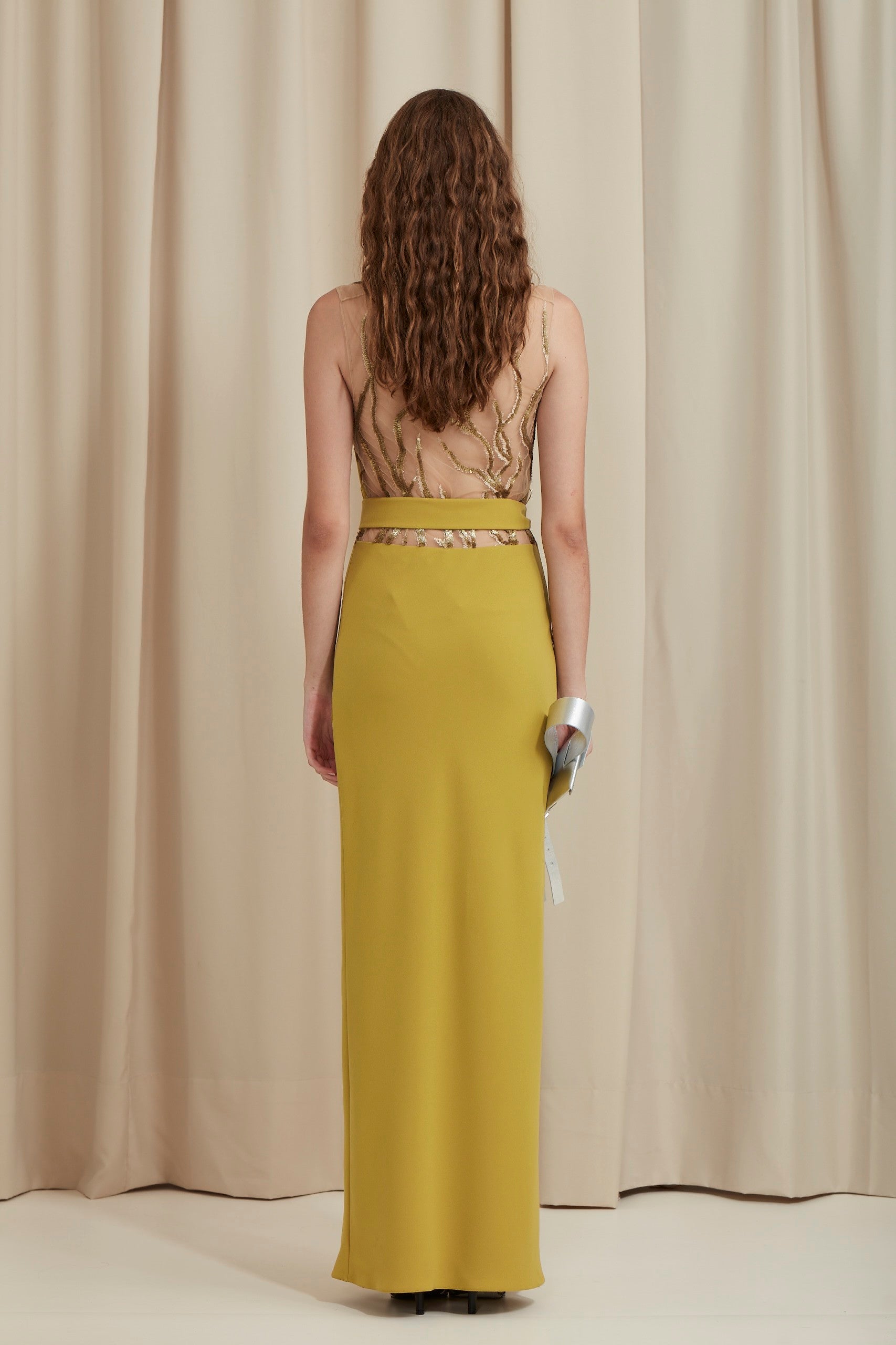 VESTIDO VIÉS TULE BORDADO